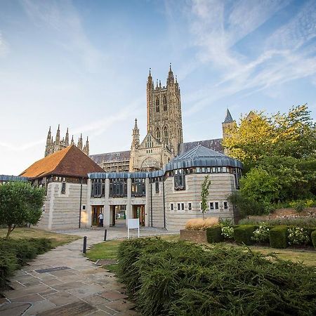 Canterbury Cathedral Lodge ภายนอก รูปภาพ