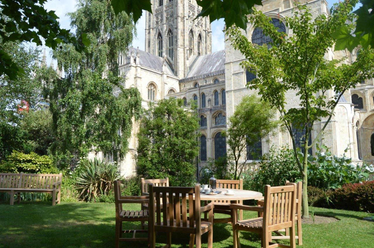 Canterbury Cathedral Lodge ภายนอก รูปภาพ